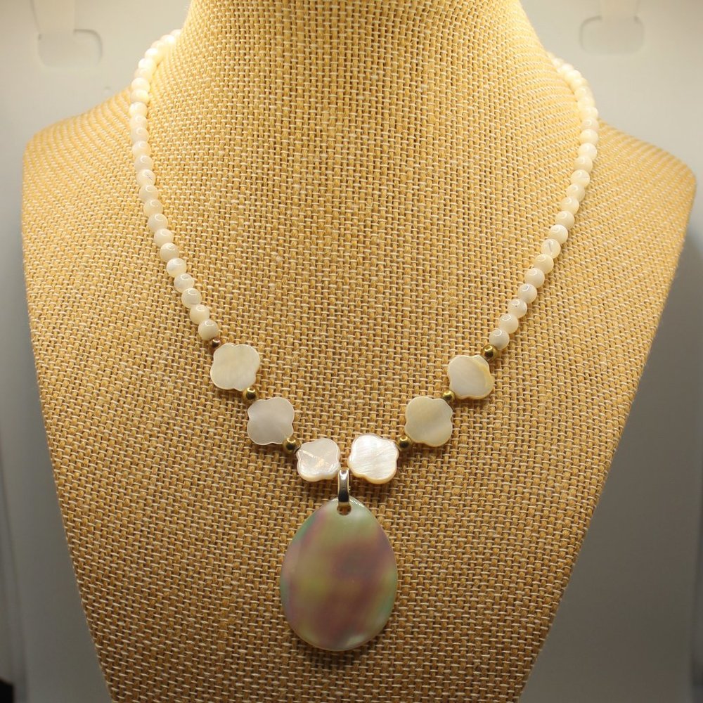 Handmade Mother of Pearl Necklace Recycled